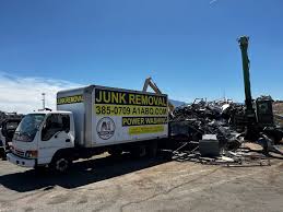 Best Retail Junk Removal  in Antioch, IL